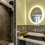 Les De Laure - O Lit Divin, Instant De Volupte, Balneo Sauna, Climatisation, Netflix, 160m De La Cite Medievale Appartement *