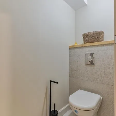 Les De Laure - O Lit Divin, Instant De Volupte, Balneo Sauna, Climatisation, 160m De La Cite Medievale * Каркассон