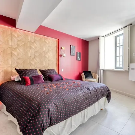 Les De Laure - O Lit Divin, Instant De Volupte, Balneo Sauna, Climatisation, Netflix, 160m De La Cite Medievale Apartamento *